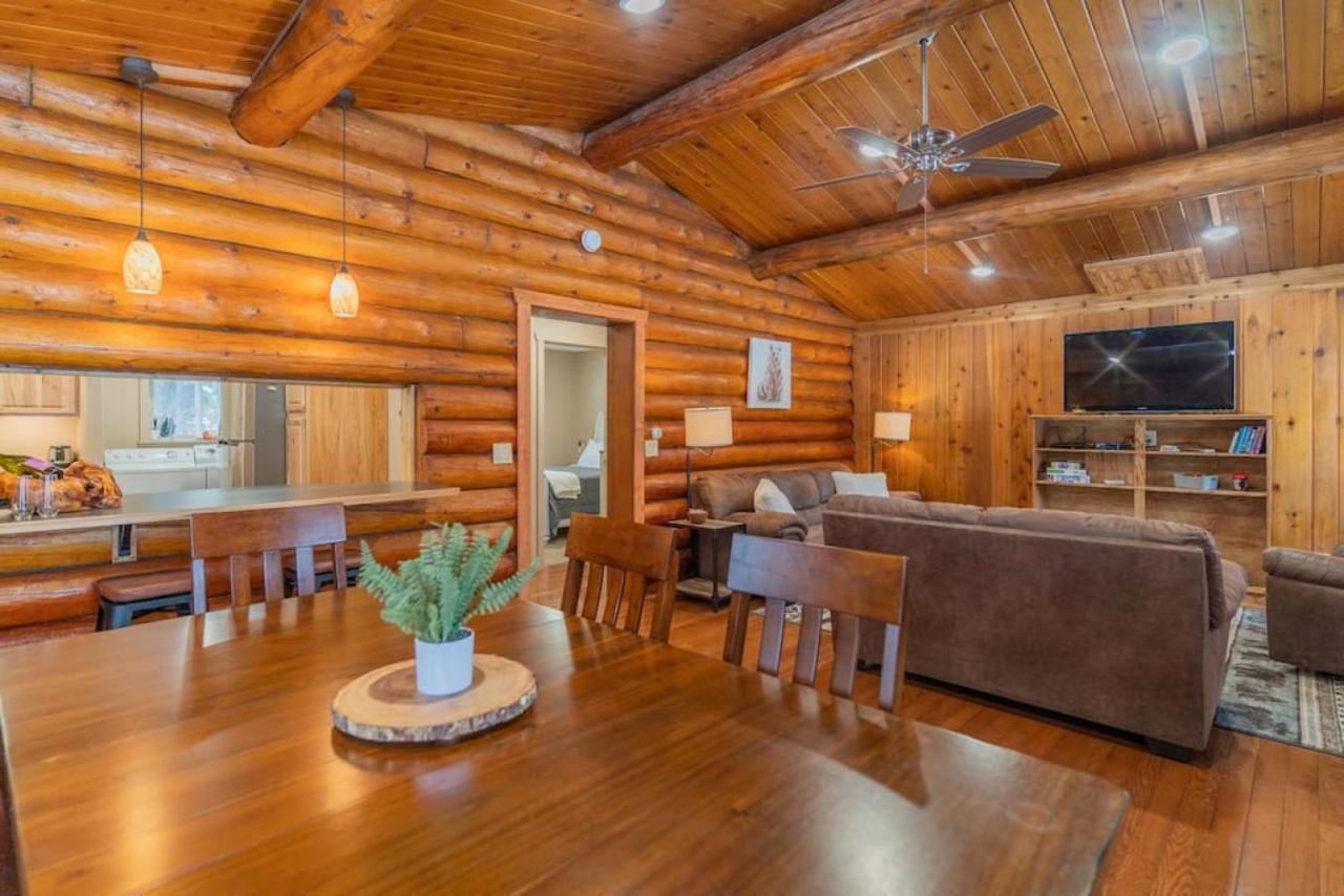 The Alaskan Dream Lodge Феърбанкс Екстериор снимка